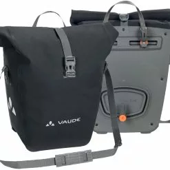Vaude Aqua Back Deluxe Hinterradtasche 5 Vaude Aqua Back Deluxe Hinterradtasche -E-Bike Zubehör Verkaufsladen Vaude Aqua Deluxe Back Elektrofahrrad phantom black Vorder Rueckseite neu