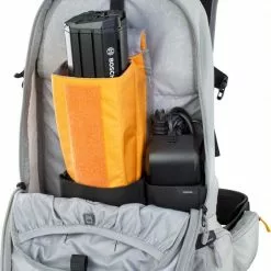 EVOC FR Enduro E-Ride 16 E-Bike Rucksack 9 EVOC FR Enduro E-Ride 16 E-Bike Rucksack -E-Bike Zubehör Verkaufsladen evoc fr enduro e ride 16 akku