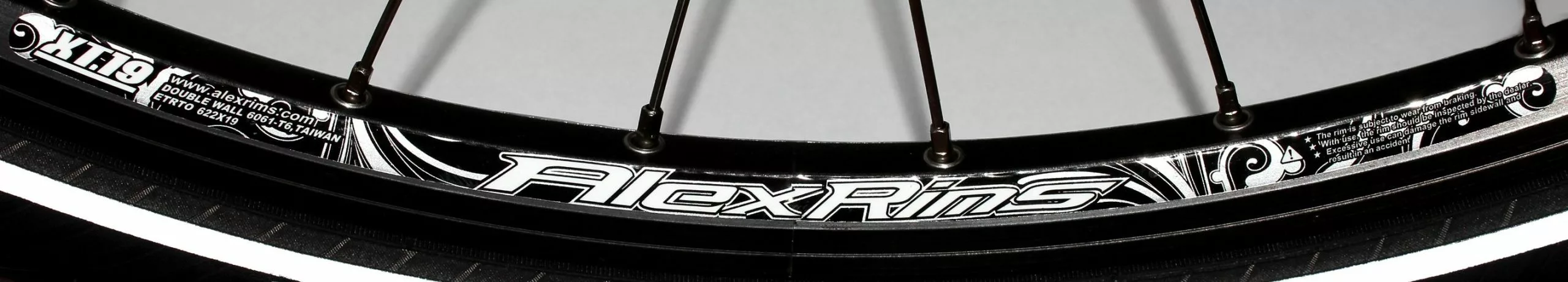 Flyer Elektrofahrrad Felge 28" Alex Rims XT.19 CNC 36-Loch Mit Bremsflanke 1 Flyer Elektrofahrrad Felge 28" Alex Rims XT.19 CNC 36-Loch Mit Bremsflanke