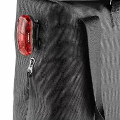 Giant H2Pro Gepäckträgertasche 7 Giant H2Pro Gepäckträgertasche -E-Bike Zubehör Verkaufsladen giant h2pro gepaecktraegertasche ruecklicht scaled