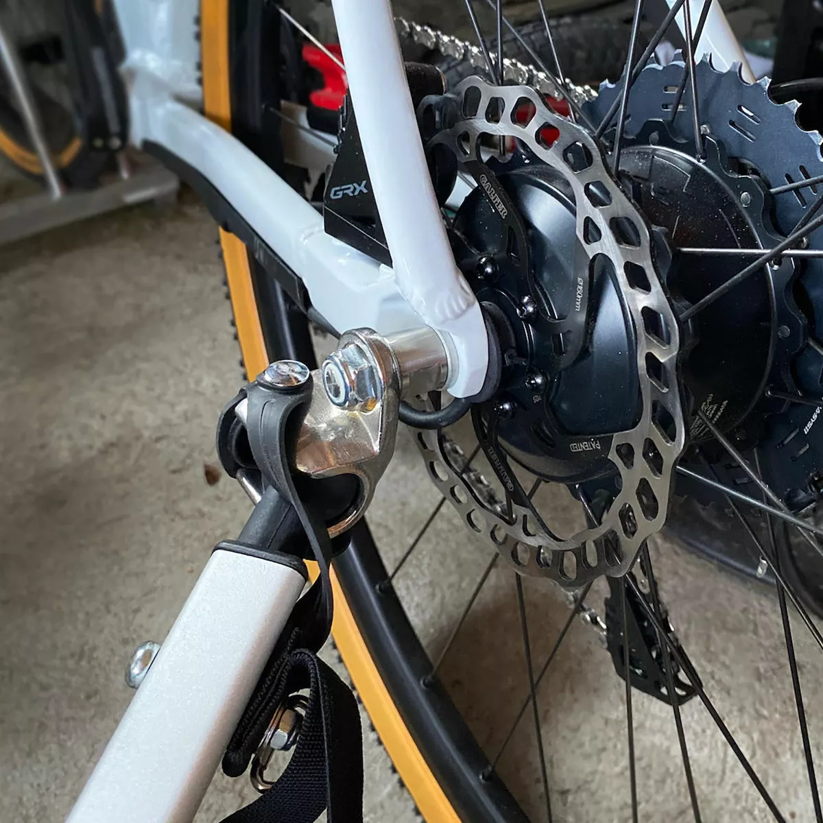 The Robert Axle Project Mahle Kupplungsadapter 2 The Robert Axle Project Mahle Kupplungsadapter – Bild 2