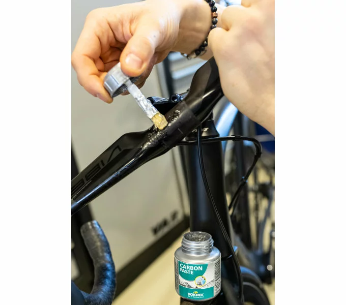 Motorex Carbon Paste Montagepaste 3 Motorex Carbon Paste Montagepaste – Bild 3