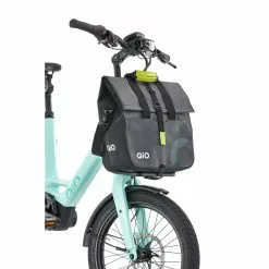 Qio Bikes Qio Vorderrad-Gepäckträgertasche PINA -E-Bike Zubehör Verkaufsladen qio vorderrad gepaecktraegertasche pina montiert qio vorderrad gepaecktraeger