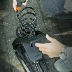 SKS Airstep Digi Fußpumpe Für E-Bikes -E-Bike Zubehör Verkaufsladen sks airstep digi fusspumpe im einsatz 3