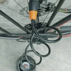 SKS Airstep Fußpumpe Für E-Bikes -E-Bike Zubehör Verkaufsladen sks airstep fusspumpe im einatz 1 scaled